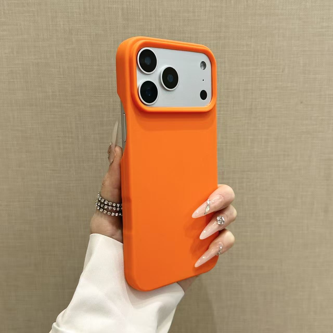 Matte Silicone Case For iPhone - Tech Accessories Iphone reseña y precio