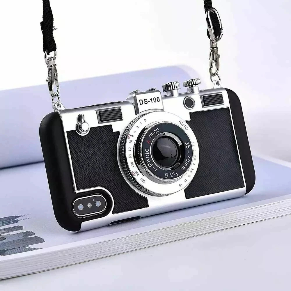 Emily in Paris 3D Retro Camera - Tech Accessories Iphone reseña y precio