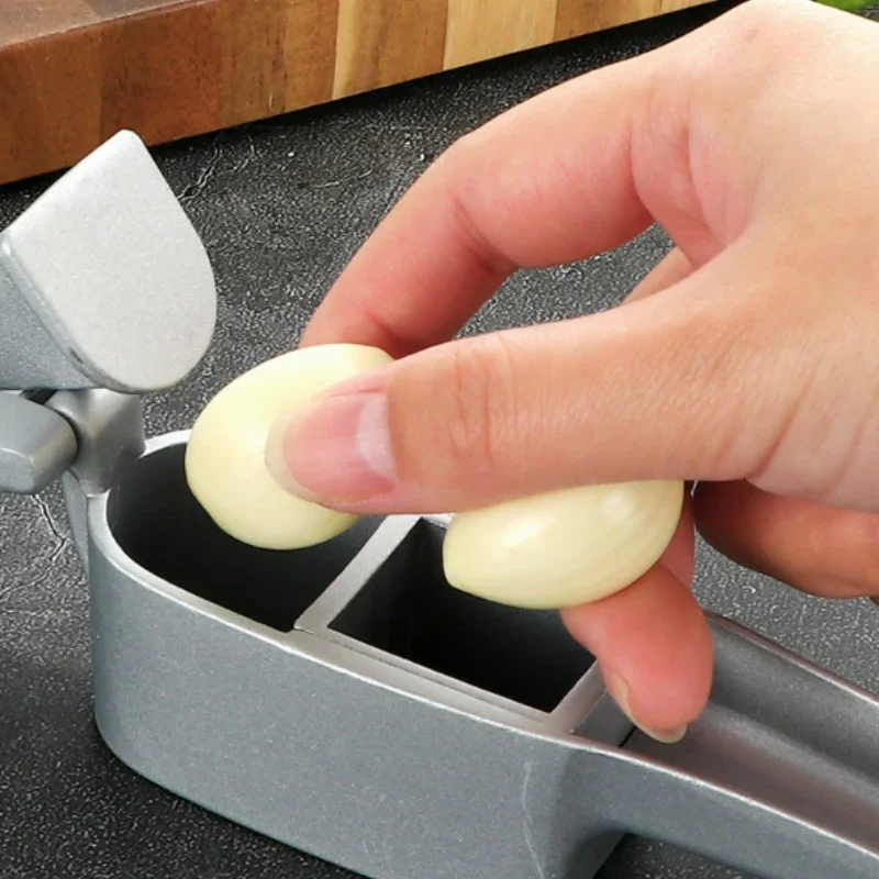 2 In 1 Multifunctional Garlic  - Tech Accessories And Gadgets reseña y precio